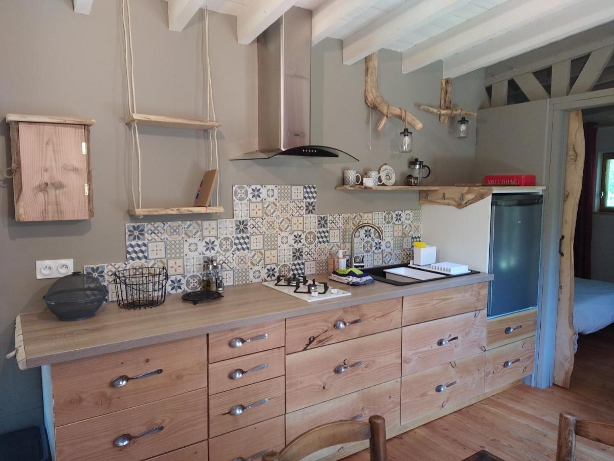 Gite Nature Au Pied Des Hetres Vitrac-sur-Montane Exterior foto